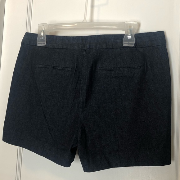 Banana Republic- Hampton Fit Shorts - Picture 4 of 9